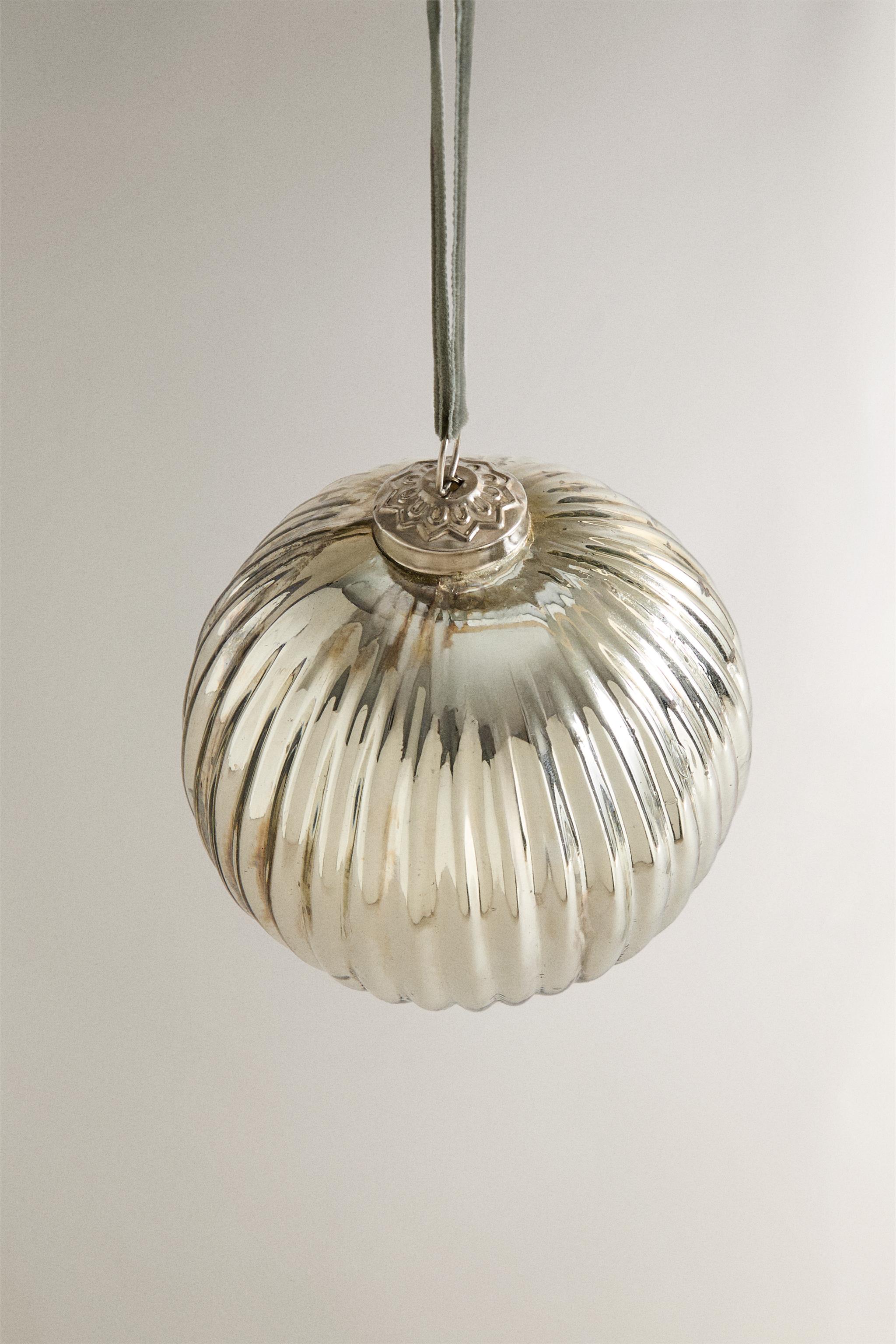 STRIPED BALL CHRISTMAS TREE ORNAMENT
